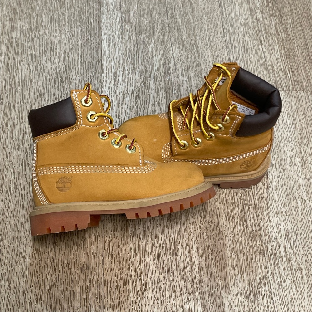 Timberland Kids Wheat Nubuck Boots